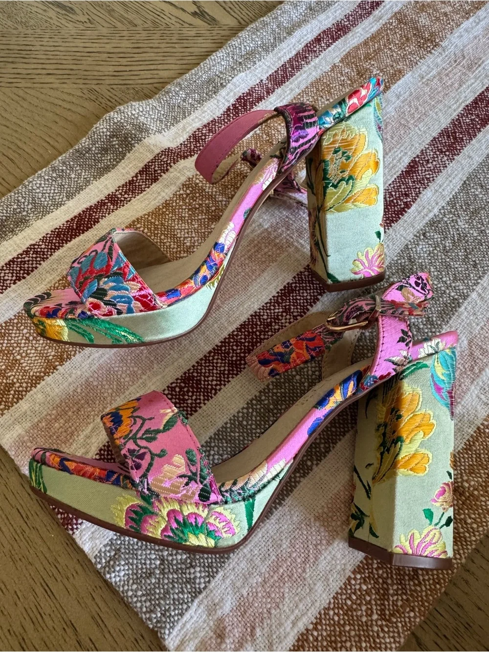 Women's Pink Floral Block Heel Sandals